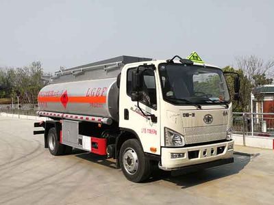 Chusheng  CSC5120GYYCA6 Oil tanker