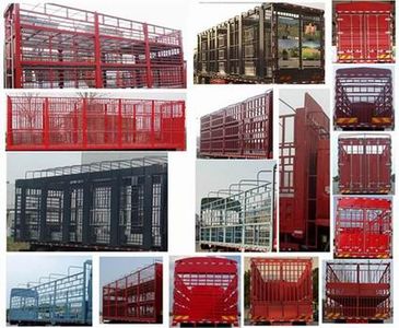 Chenglong  LZ5253CCQM3CB Livestock and poultry transport vehicles