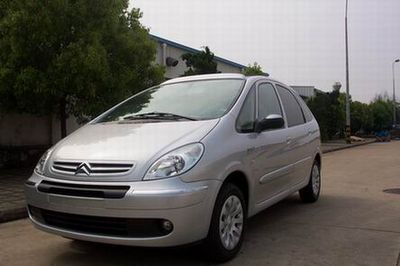 Dongfeng Citroen DC7200AT Sedan