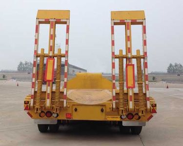 Runxiang Junye  DR9400TDP Low flatbed semi-trailer