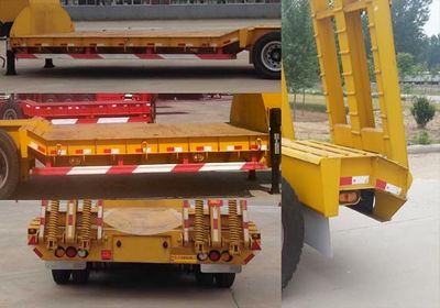 Runxiang Junye  DR9400TDP Low flatbed semi-trailer