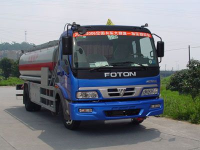 Yongqiang  YQ5166GHY Chemical liquid transport vehicle