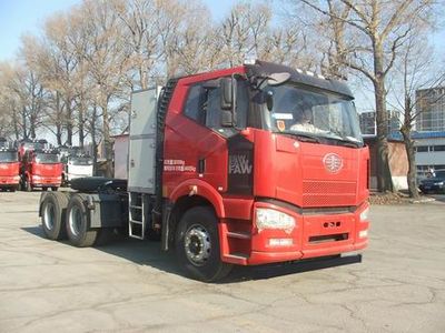 Jiefang Automobile CA4250P66T1A3E24M5 Flat head natural gas semi-trailer tractor