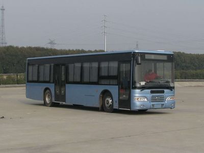 Yangtze River brand automobiles WG6120NQM City buses