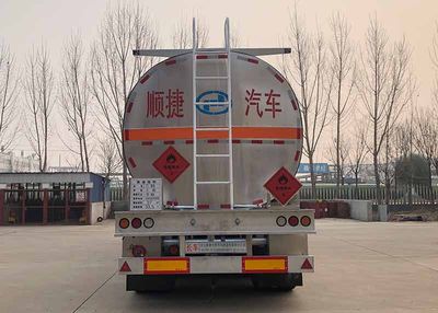 Chuanteng  HBS9404GRYL Aluminum alloy flammable liquid tank transport semi-trailer