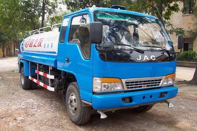 Lu Zhi You ZHF5090GSSSprinkler truck