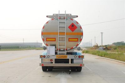 Qixing  QXC9400GRH Lubricating oil tank transport semi-trailer