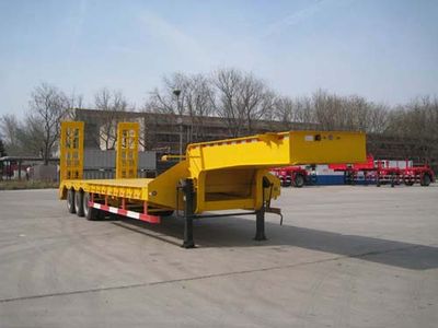 China National Petroleum Corporation (CNOOC) ZYT9400TDP Low flatbed semi-trailer