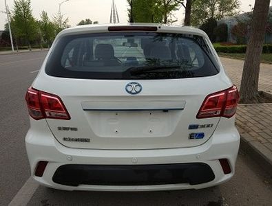 Beijing brand automobiles BJ7000BRDFCBEV Pure electric sedan