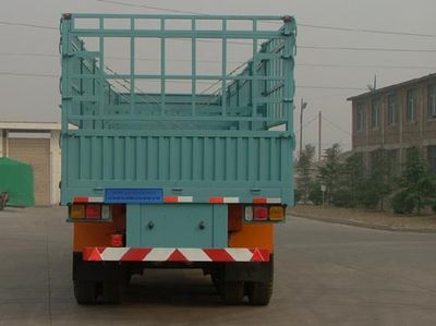 Yuntai  XLC9360CCQ Semi trailer for livestock and poultry transportation