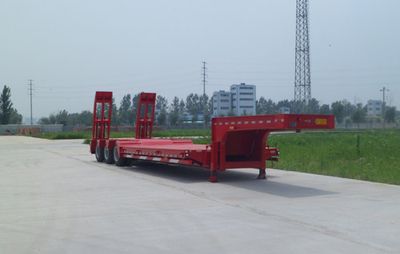 Hualu Yexing brand automobiles HYX9400TDP Low flatbed semi-trailer