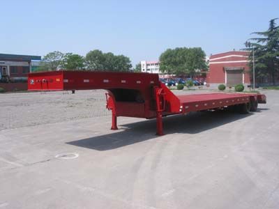 Dongfang Hongpai Automobile LT9200TDP Low flatbed semi-trailer transport vehicle