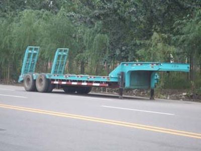 Yuxin  XX9250TDP Low flatbed semi-trailer