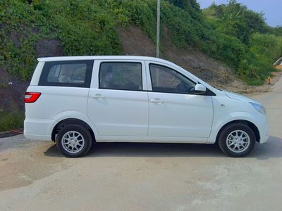 Beijing brand automobiles BJ6450BLV1A multi-purpose vehicle 