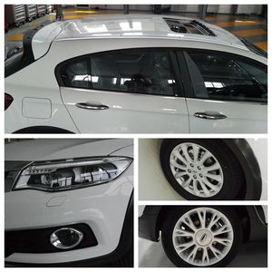 QOROS QAL7165BAA Sedan