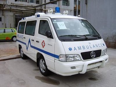 SHAC SH5032XJHG ambulance