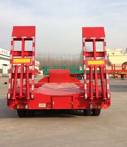 Lu Lu Tong  WSF9402TDP Low flatbed semi-trailer