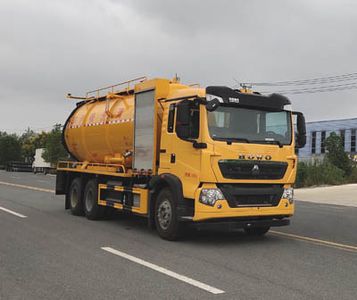 Cheng Li  CL5251GQW6CC Cleaning the suction truck