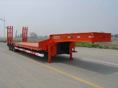 Liangshan Dongyue  CSQ9390TDP Low flatbed transport semi-trailer