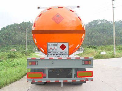 Yongqiang  YQ9401GHYA Chemical liquid transportation semi-trailer