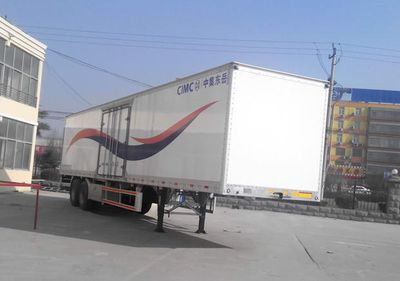 Liangshan Dongyue  CSQ9350XXY Box transport semi-trailer