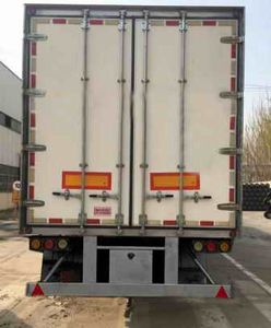 Liangshan Dongyue  CSQ9350XXY Box transport semi-trailer