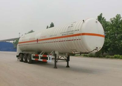 Baohuan HDS9403GDYLow temperature liquid transport semi-trailer