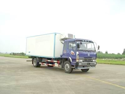 Chenglong LZ5142XBXFresh preservation transport vehicle