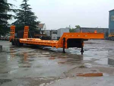 Shenbao  SB9400AF4D3 Low flatbed semi-trailer