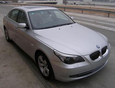 BMW BMW7251FLBMW523Li Sedan