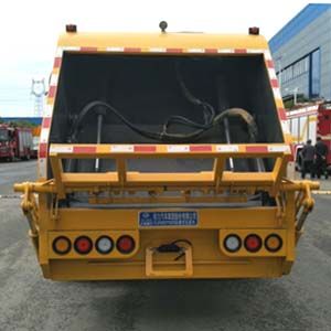 Cheng Li  CL5120ZYSD6 Compressed garbage truck