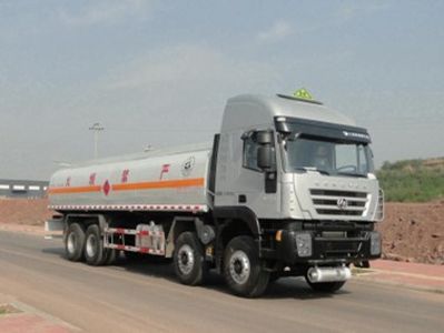 Panda  LZJ5314GRYQ5 Flammable liquid tank transport vehicle