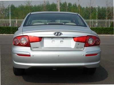 Beijing Hyundai Automobile BH7200FMY Dual fuel sedan