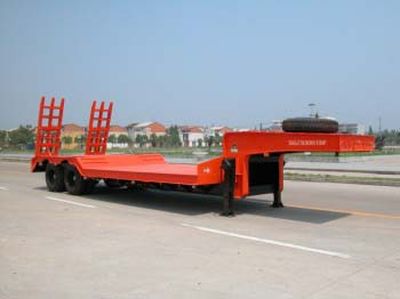 Hua Wei Chi Le SGZ9300TDPLow flatbed transport semi-trailer