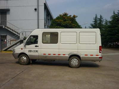 Iveco NJ5044XXY2C Box transport vehicle