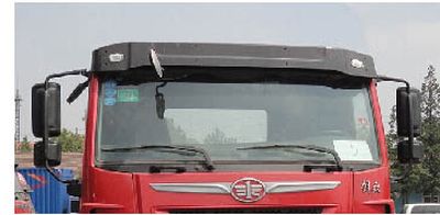 Jiefang Automobile CA5250CCYP1K2L5T3E5A801 Grate type transport vehicle