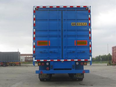 Xinhua Xu  XHX9401XXY Box transport semi-trailer