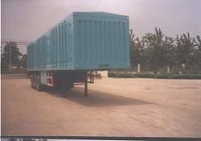 Yuchang  YCH9390XXY Box transport semi-trailer