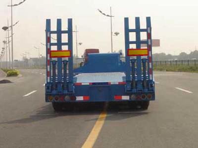 Tonghua  THT9301TD Low flatbed semi-trailer