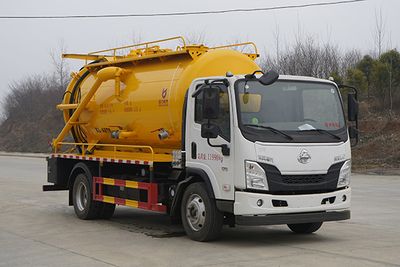 Kaili Feng KLF5120GQWL6Cleaning the suction truck