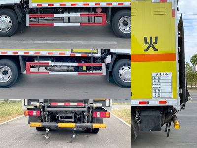 Chusheng  CSC5040XRQJW6 Flammable gas box transport vehicle