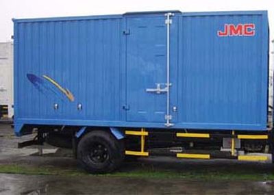 Jiangling Motors JX5052XXYXG2 Box transport vehicle