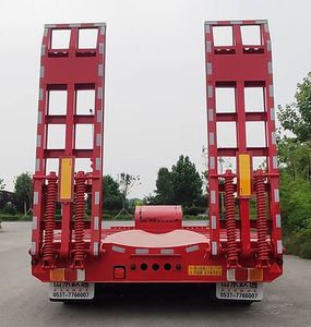 Huanlu  LYT9311TDP Low flatbed semi-trailer