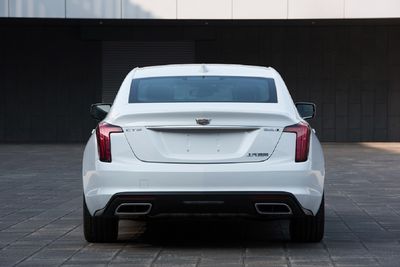 Cadillac SGM7201ABB2 Sedan