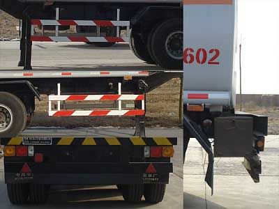 Fuxi  XCF9404GHY Chemical liquid transportation semi-trailer