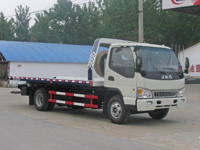 Cheng Liwei CLW5081TQZ4Obstacle clearing vehicle