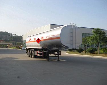 Xinhua Xu  XHX9400GYY Oil transport semi-trailer