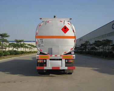 Xinhua Xu  XHX9400GYY Oil transport semi-trailer