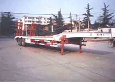 Huajun  ZCZ9160TD Low flatbed semi-trailer