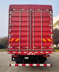 Shaanxi Automobile SX5319CCQGD456 Livestock and poultry transport vehicles